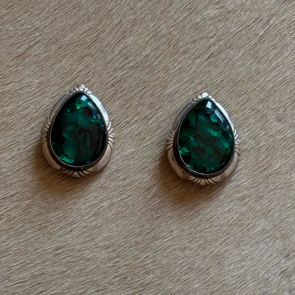 Nakai vintage Sterling Silver Teardrop Green Stone Earrings - Picture 5 of 8